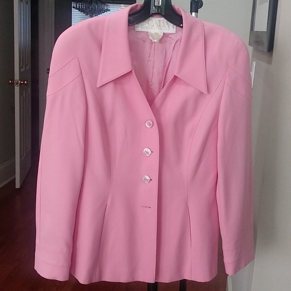 Escada pink suit vtg - Picture 10 of 15